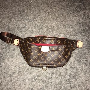 louis fanny pack